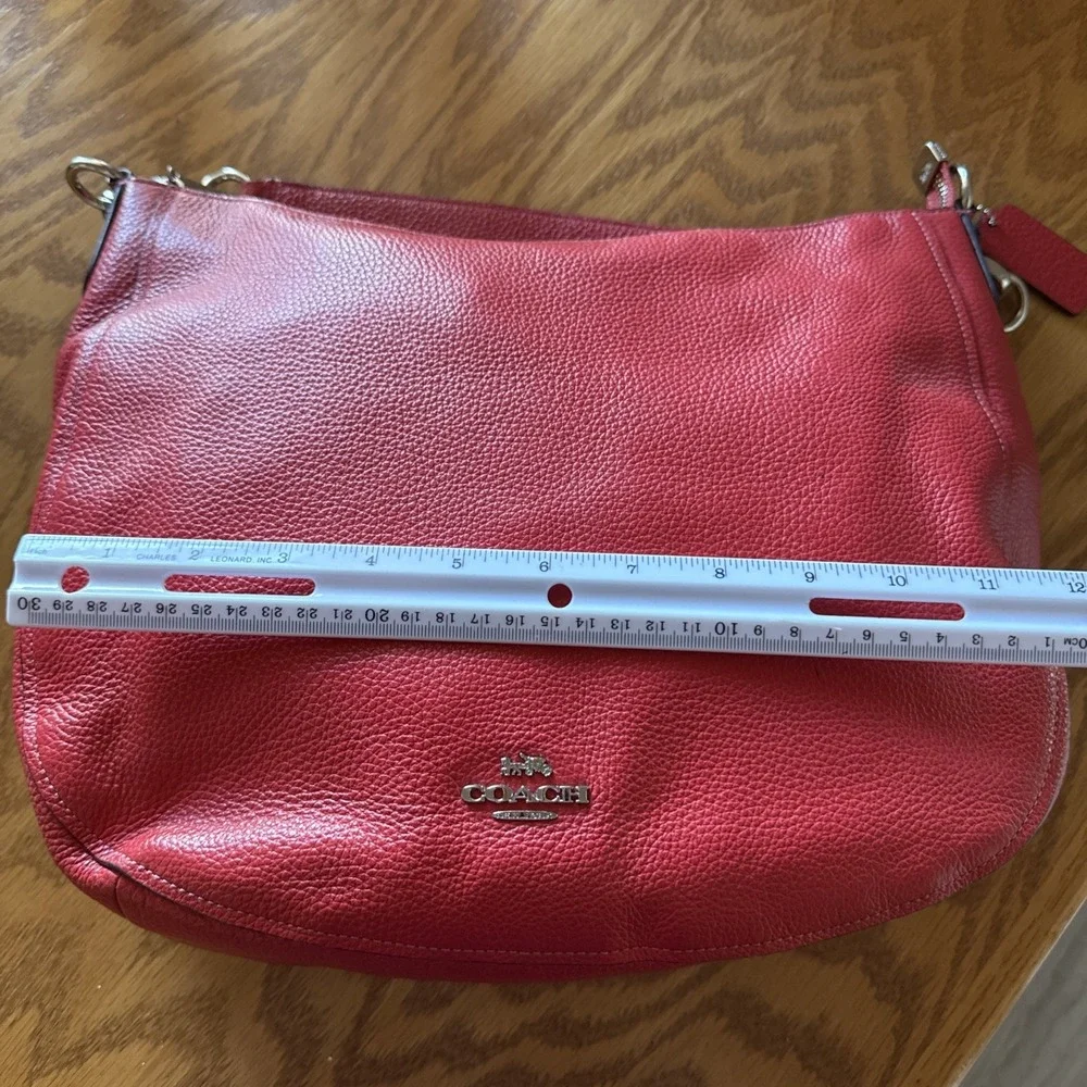 Coach Elle Hobo Bag Medium Red Pebbled Leather Shoulder Bag F31399 Hang Tag